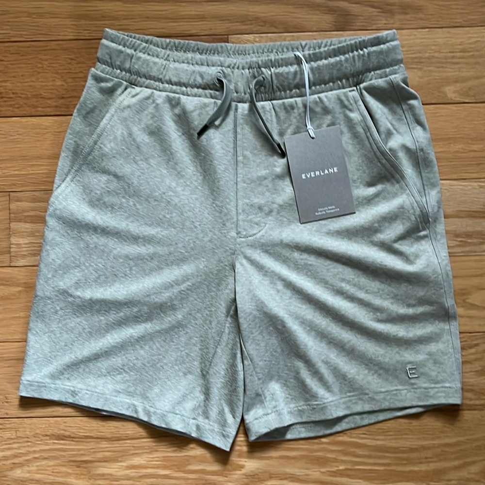 Everlane The ReNew Air Short *Heathered Green Opal